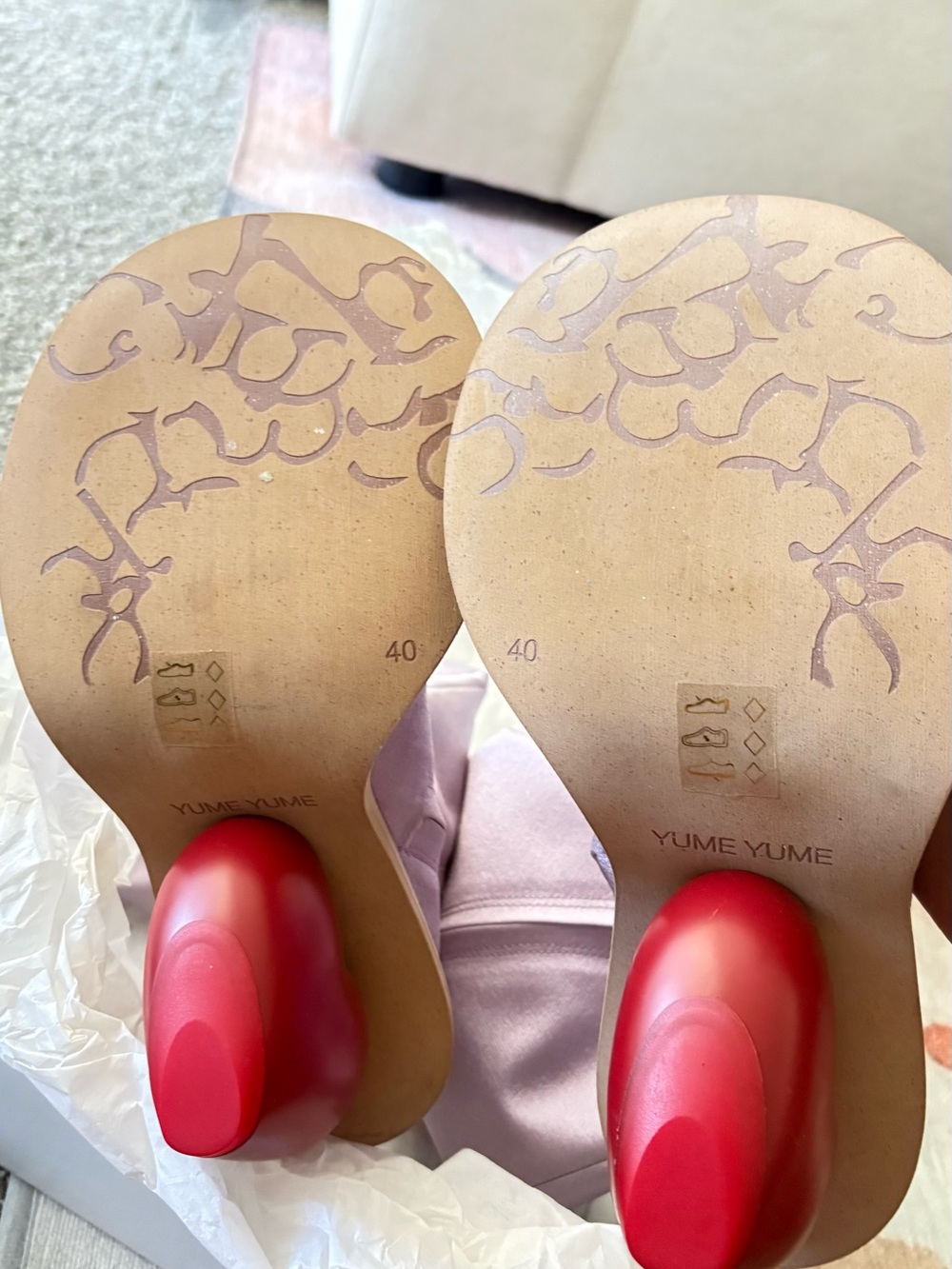 Rare Yume Yume Love Boots in Lilac Silk with Red Sculptural Heart Heel Size 40 - Picture 3 of 8